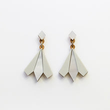 Load image into Gallery viewer, Aurora geometric statement earrings in pearl
